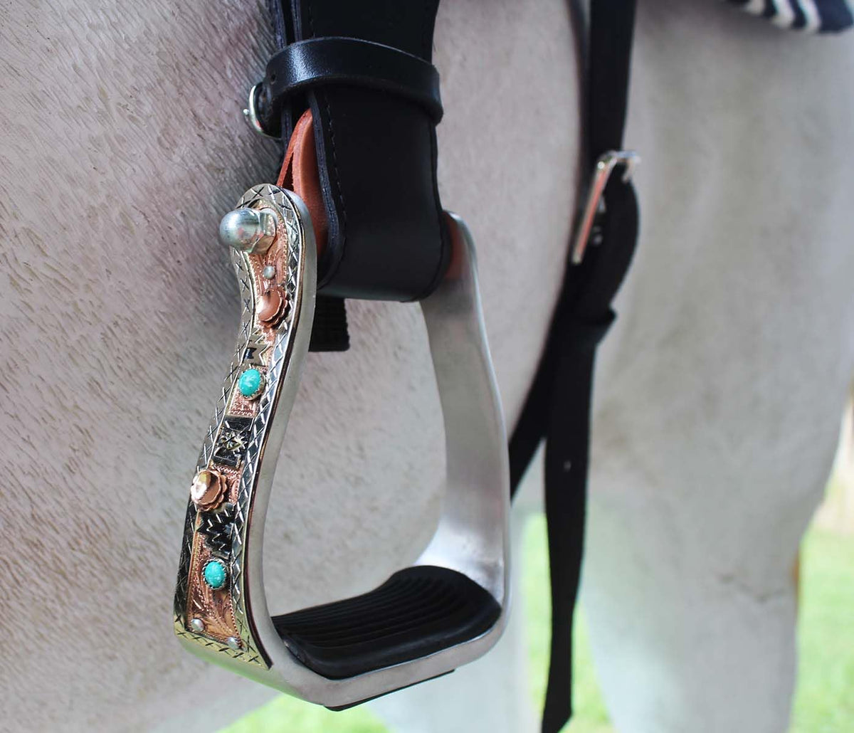 Turquoise Stone Aluminum Copper Barrel Stirrups Y1656